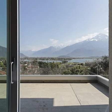 Rosa Lake View *